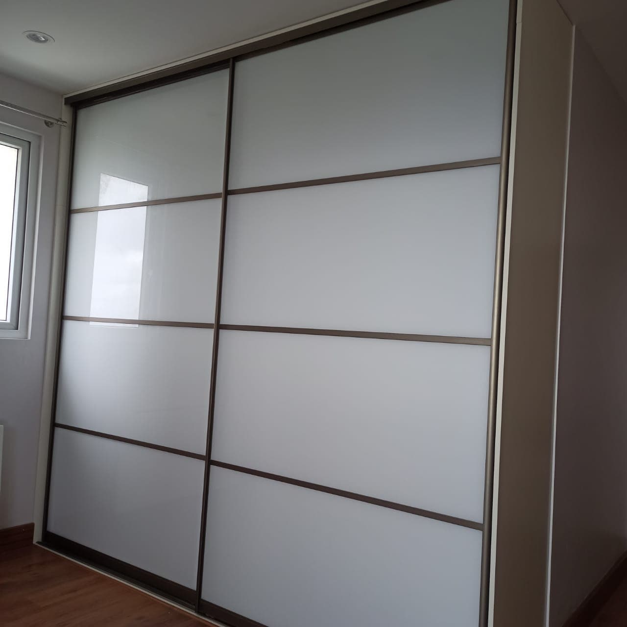 Wardrobes & Closets